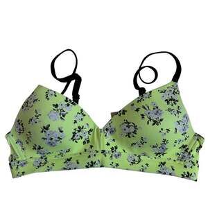 Pink by Victoria's Secret Wear Everywhere Wireless Lightly Lined Bra - 34A